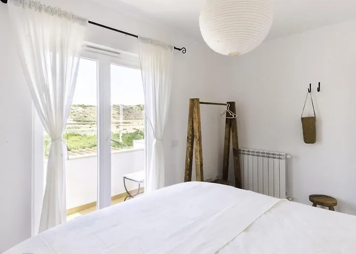 Casa Almargens In Aljezur By Lisbeyond * Bordeira (Bordeira)